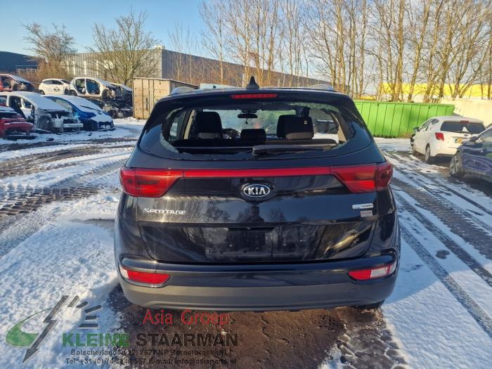 Kia Sportage 1.6 GDI 16V 4x2 Salvage vehicle (2017, Black)