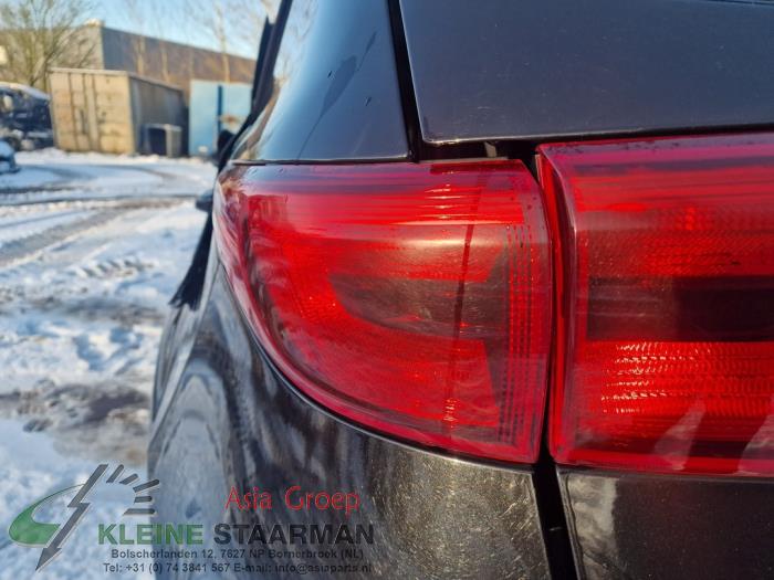 Kia Sportage 1.6 GDI 16V 4x2 Salvage vehicle (2017, Black)