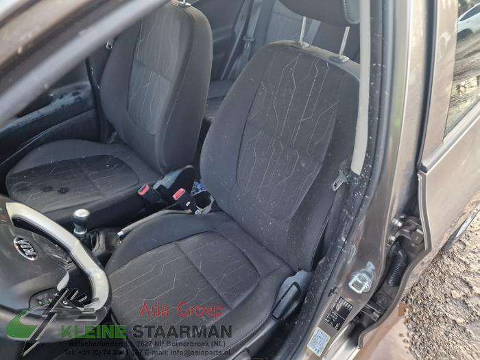 Kia Picanto 1.0 12V Salvage vehicle (2015, Gray)
