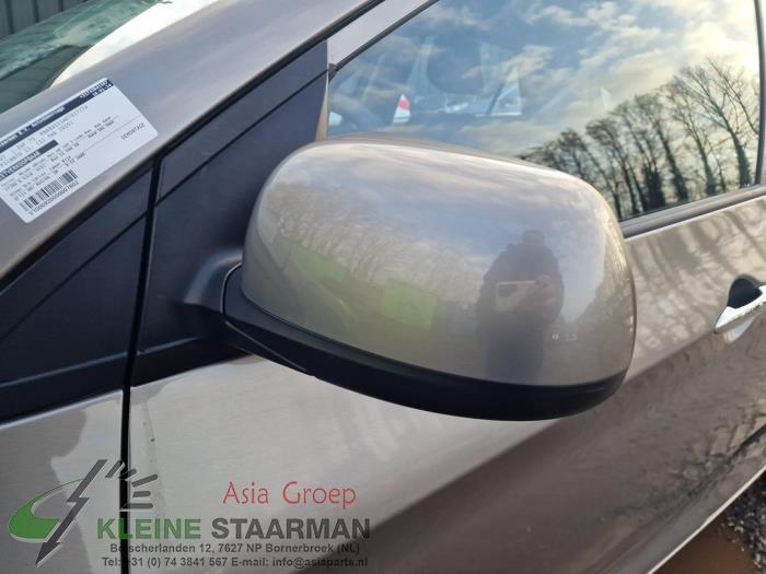 Kia Picanto 1.0 12V Salvage vehicle (2015, Gray)