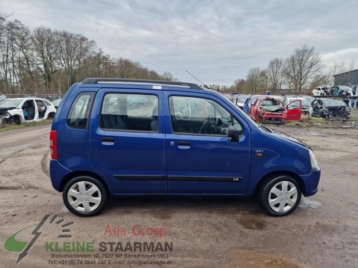 Suzuki Wagon-R+ 1.3 16V VVT Salvage vehicle (2006, Blue)