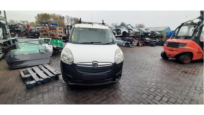 Opel Combo Tour 1.3 CDTI 16V ecoFlex Épave (2012, Blanc)