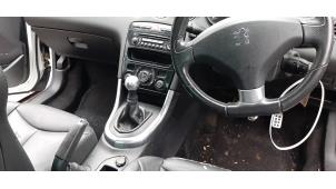 Peugeot 308 CC 1.6 VTI 16V Samochód złomowany (2010, Bialy)