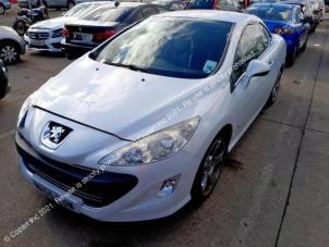 Peugeot 308 CC 1.6 VTI 16V Samochód złomowany (2010, Bialy)