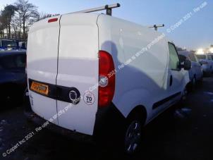 Fiat Doblo Cargo 1.3 D Multijet Épave (2012, Blanc)