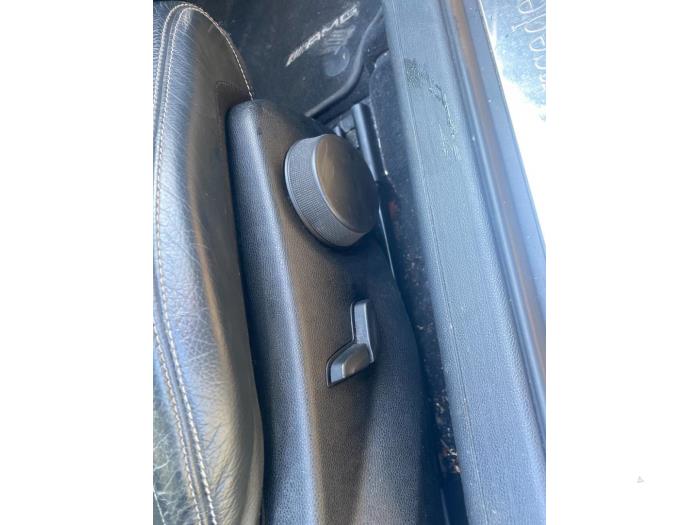 Mercedes E E-350 CDI V6 24V Épave (2010, Foncé, Gris)