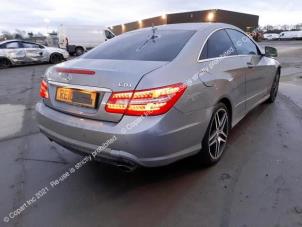 Mercedes E E-350 CDI V6 24V Épave (2010, Foncé, Gris)