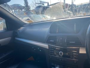 Mercedes E E-350 CDI V6 24V Épave (2010, Foncé, Gris)