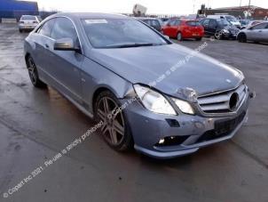 Mercedes E E-350 CDI V6 24V Épave (2010, Foncé, Gris)