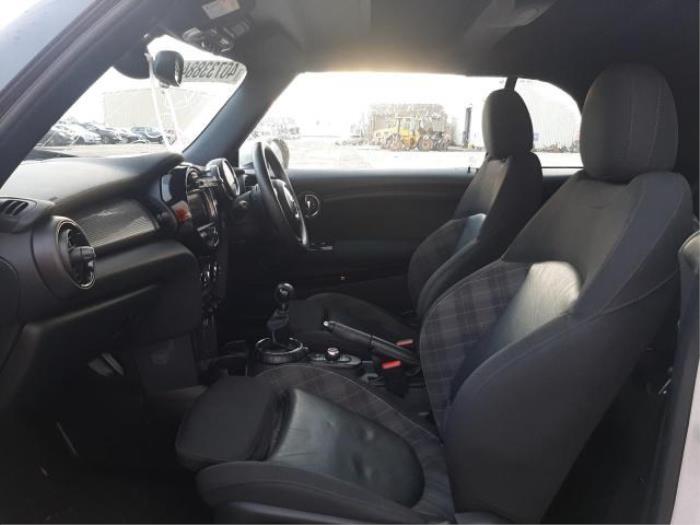 Mini Mini Convertible 1.5 12V Cooper Vehículo de desguace (2017, Gris)
