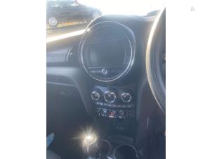 Mini Mini Convertible 1.5 12V Cooper Vehículo de desguace (2017, Gris)