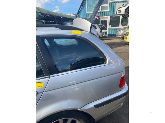 BMW 3 serie Touring 316i 16V Épave (2004, Gris)