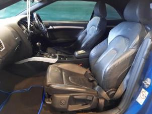 Audi A5 Cabrio 2.0 TFSI 16V Vehículo de desguace (2010, Q9 / X5V)