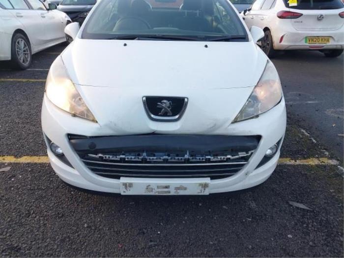 Peugeot 207 CC 1.6 16V Vehículo de desguace (2012, Blanco, Blanco)