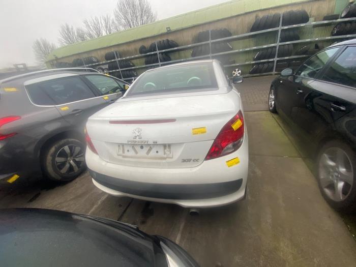 Peugeot 207 CC 1.6 16V Vehículo de desguace (2012, Blanco, Blanco)