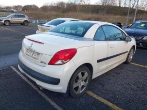 Peugeot 207 CC 1.6 16V Vehículo de desguace (2012, Blanco, Blanco)