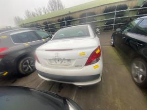Peugeot 207 CC 1.6 16V Vehículo de desguace (2012, Blanco, Blanco)