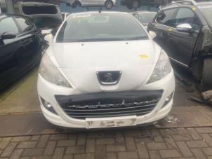 Peugeot 207 CC 1.6 16V Vehículo de desguace (2012, Blanco, Blanco)