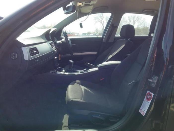 BMW 3 serie 320i 16V Skrotfordon (2011, BLANK BL B)