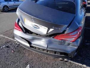 Mercedes CLA 2.0 CLA-250 Turbo 16V 4-Matic Épave (2015, Gris)