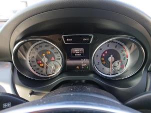 Mercedes CLA 2.0 CLA-250 Turbo 16V 4-Matic Épave (2015, Gris)