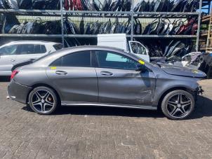 Mercedes CLA 2.0 CLA-250 Turbo 16V 4-Matic Épave (2015, Gris)