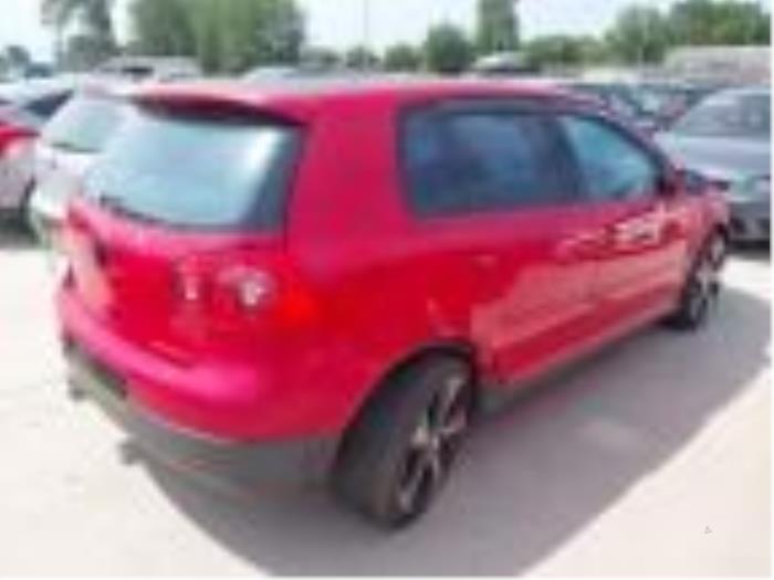 Volkswagen Golf V 2.0 TFSI GTI 16V Samochód złomowany (2004, Czerwony)