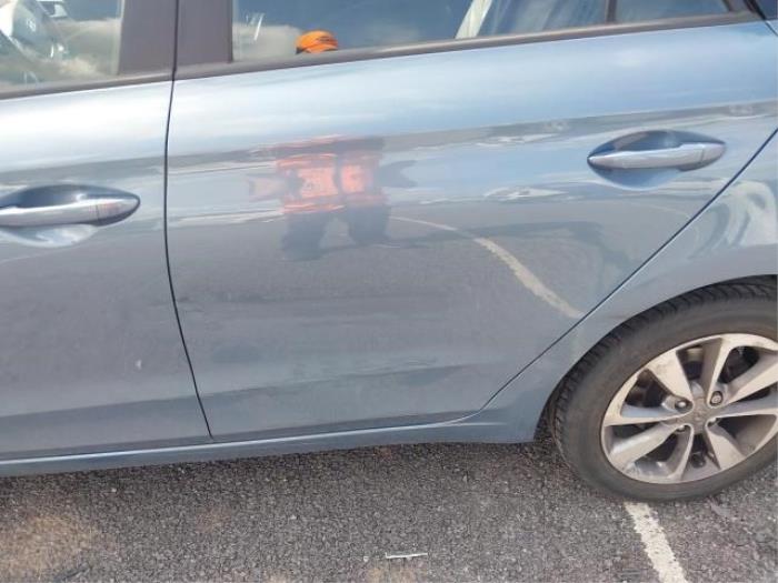 Hyundai i20 1.2i 16V Salvage vehicle (2015, Blue)