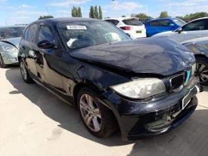 BMW 1 serie 118i 16V  (Schrott)
