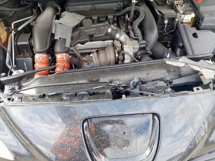 Peugeot RCZ 1.6 16V THP Vehículo de desguace (2011, Oscuro, Gris)