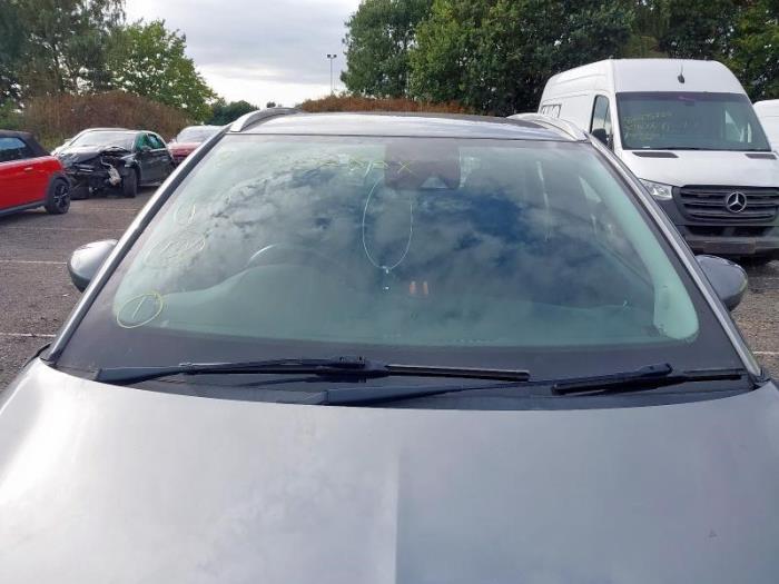 Opel Crossland 1.2 12V Skrotfordon (2019, GRIJS GR)