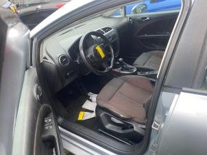 Seat Leon 2.0 FSI 16V Samochód złomowany (2006, Szary)