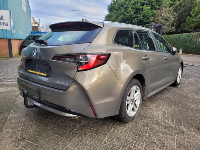 Toyota Corolla Touring Sport 1.8 16V Hybrid Schrottauto (2022, Grün)