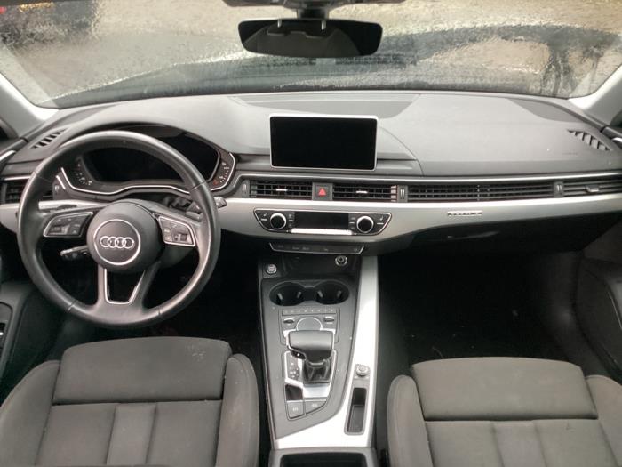 Audi A4 Allroad Quattro 3.0 50 TDI V6 24V Samochód złomowany (2019, Szary)