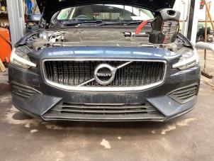Volvo V60 II 2.0 D3 16V Épave (2019, Métallisé, Bleu)
