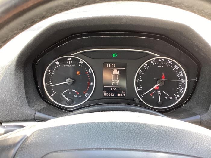 Skoda Octavia Combi 1.2 TSI Samochód złomowany (2010, Czarny)