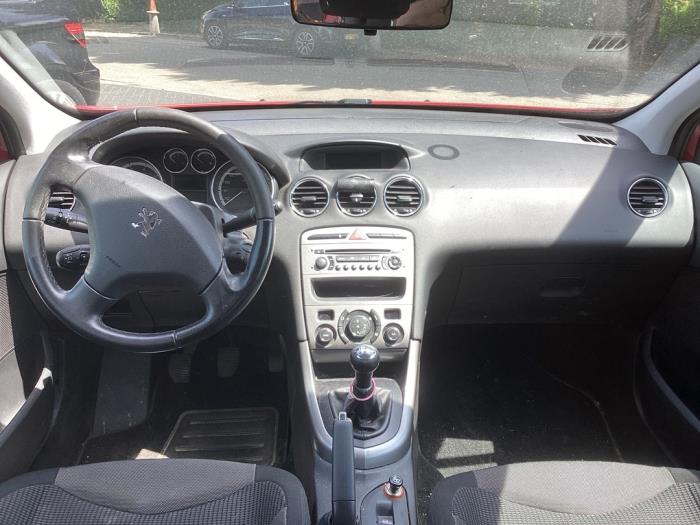 Peugeot 308 1.6 VTI 16V Vehículo de desguace (2007, Rojo)