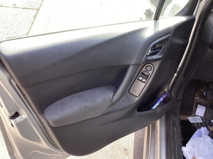 Citroen C3 1.4 Skrotfordon (2011, GRIJS)