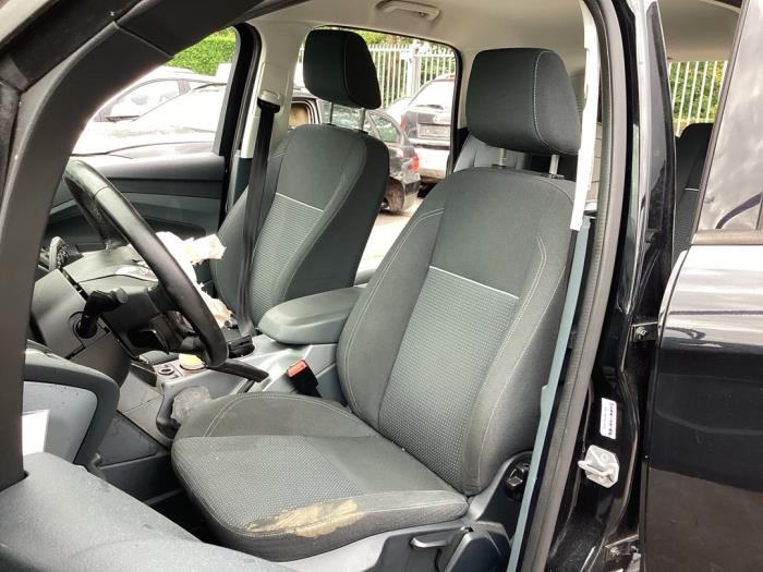 Ford C-Max 1.0 Ti-VCT EcoBoost 12V 100 Vehículo de desguace (2014, Negro)