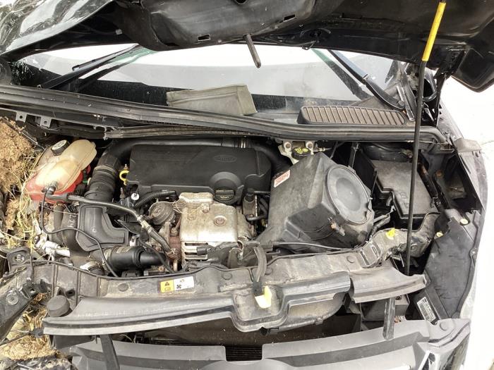 Ford C-Max 1.0 Ti-VCT EcoBoost 12V 100 Vehículo de desguace (2014, Negro)