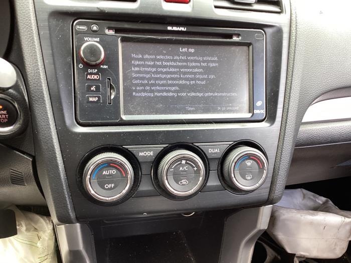 Subaru Forester 2.0 16V X Épave (2014, Gris)