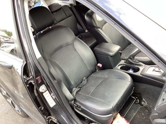 Subaru Forester 2.0 16V X Épave (2014, Gris)