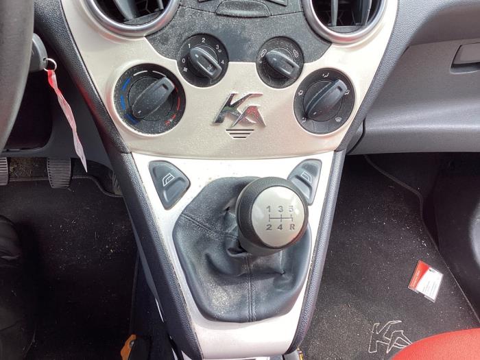 Ford Ka II 1.2 Vehículo de desguace (2011, Blanco)