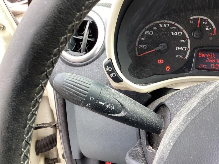 Ford Ka II 1.2 Vehículo de desguace (2011, Blanco)