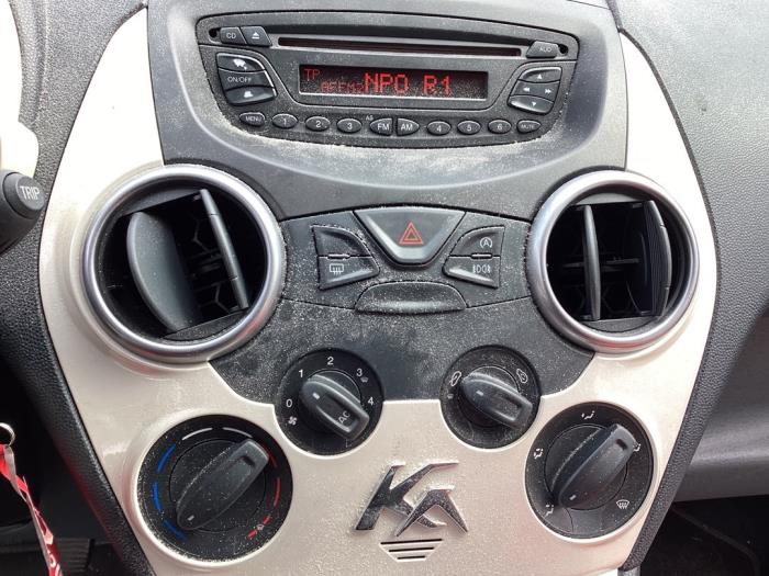 Ford Ka II 1.2 Vehículo de desguace (2011, Blanco)