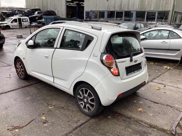 Chevrolet Spark 1.0 16V Bifuel Salvage vehicle (2011, White)