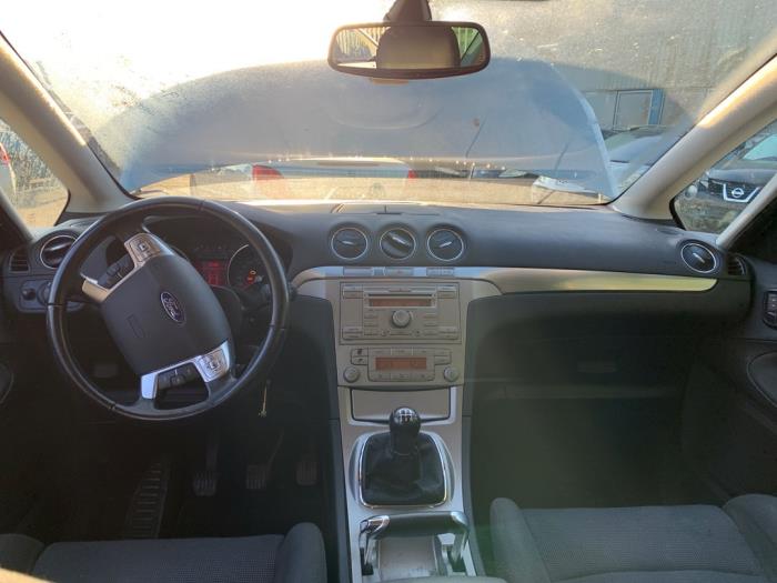 Ford S-Max 2.0 16V Salvage vehicle (2006, Gray)