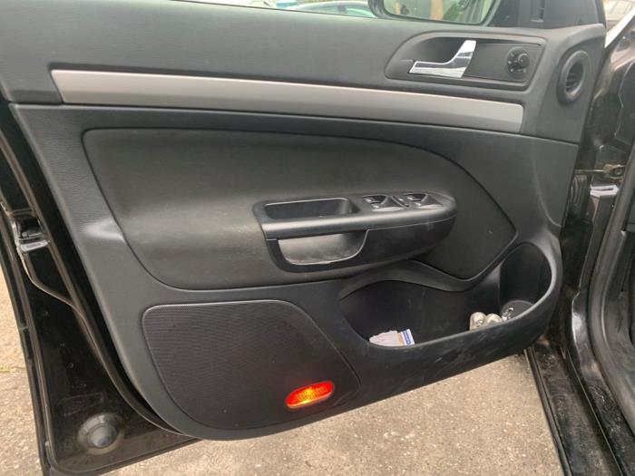 Skoda Octavia Combi 1.4 TSI 16V Salvage vehicle (2010, Black)