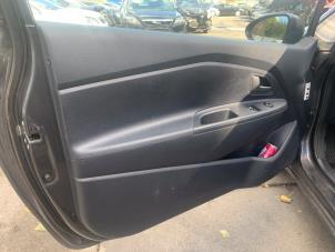 Kia Rio III 1.2 CVVT 16V Épave (2012, Gris)