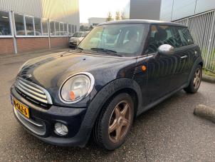 Mini Mini 1.6 16V Cooper  (Épave)